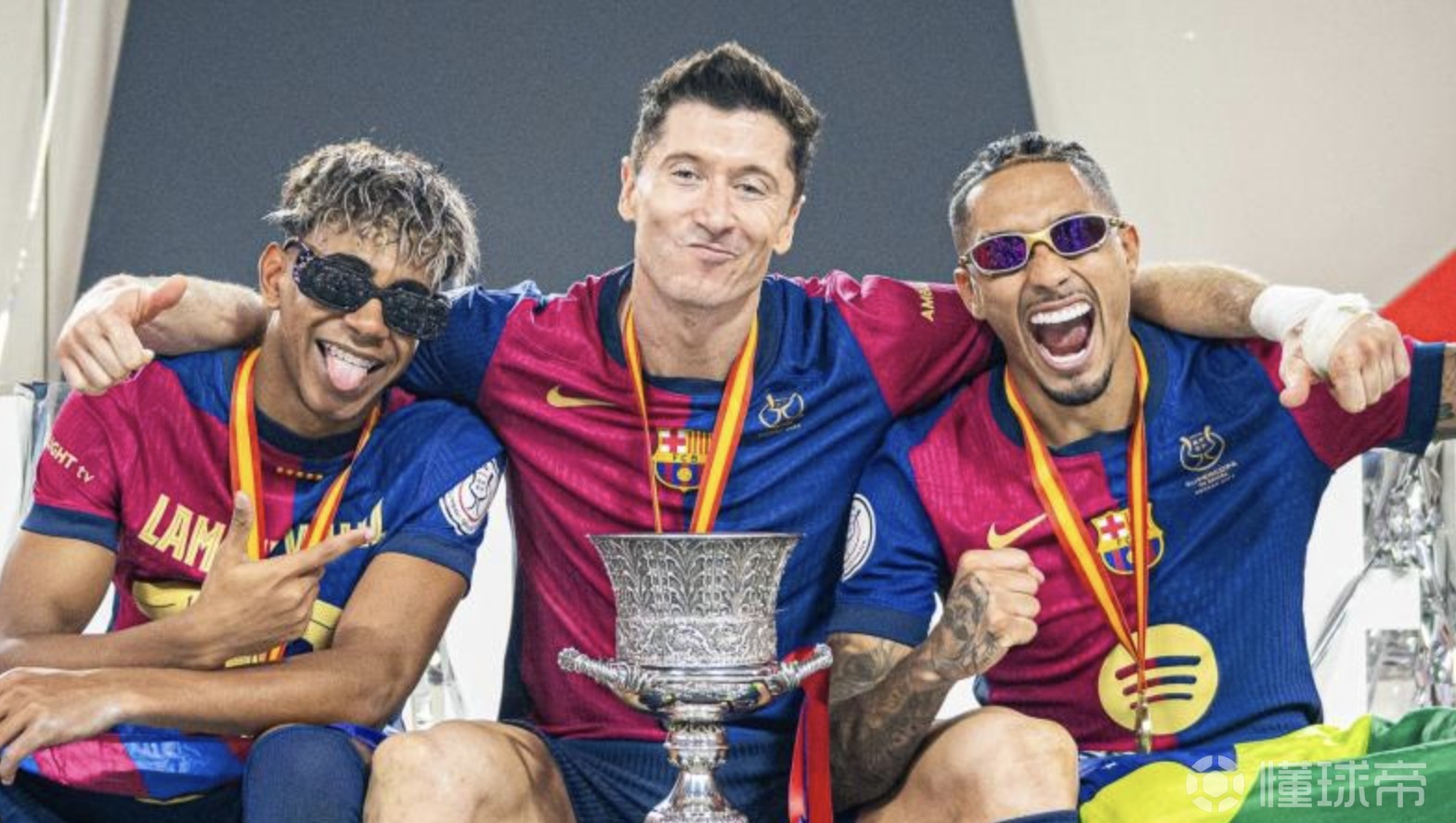 巴萨主场取胜,全队精神状态饱满 巴萨主场取胜,全队精神状态饱满