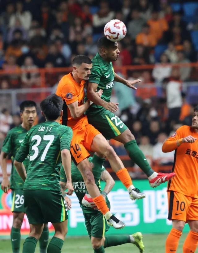 国安核心因伤缺席,队友合力保持不败 国安核心因伤缺席,队友合力保持不败