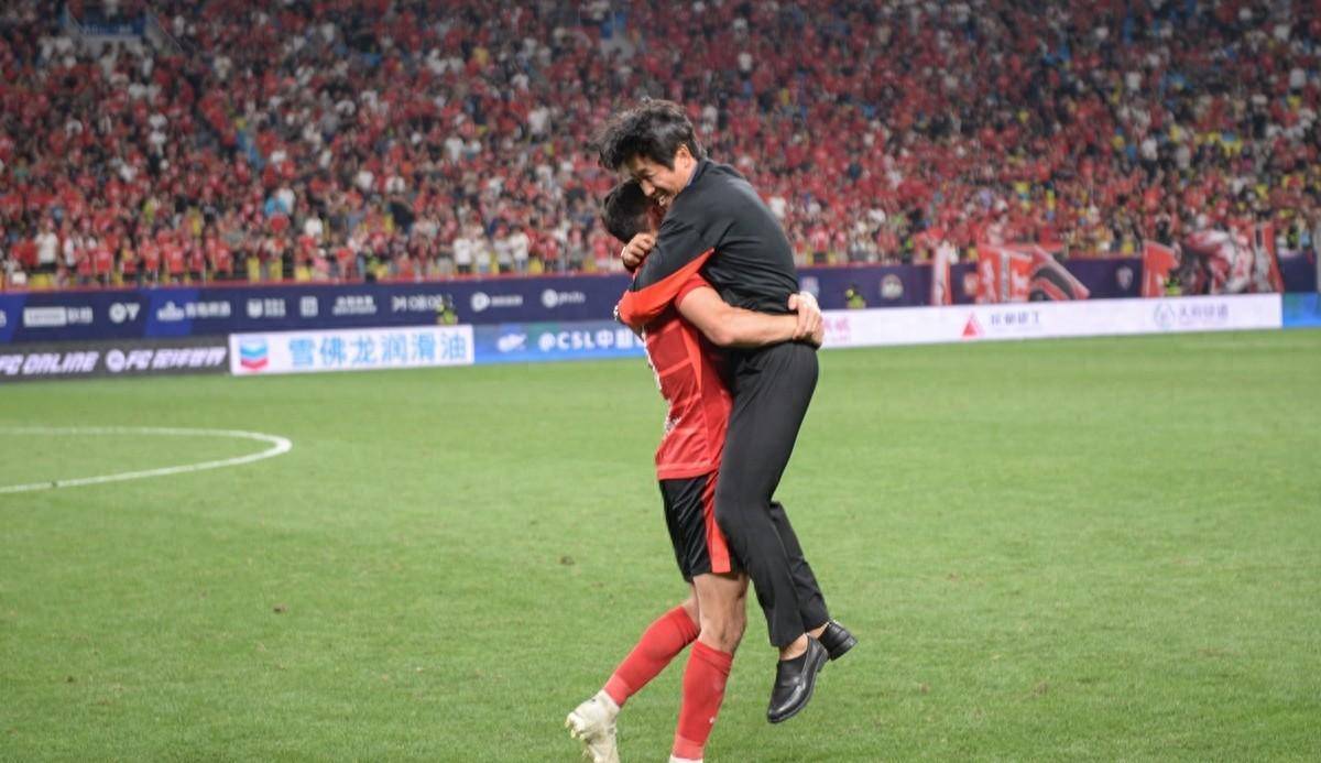 国安核心因伤缺席,队友合力保持不败 国安核心因伤缺席,队友合力保持不败