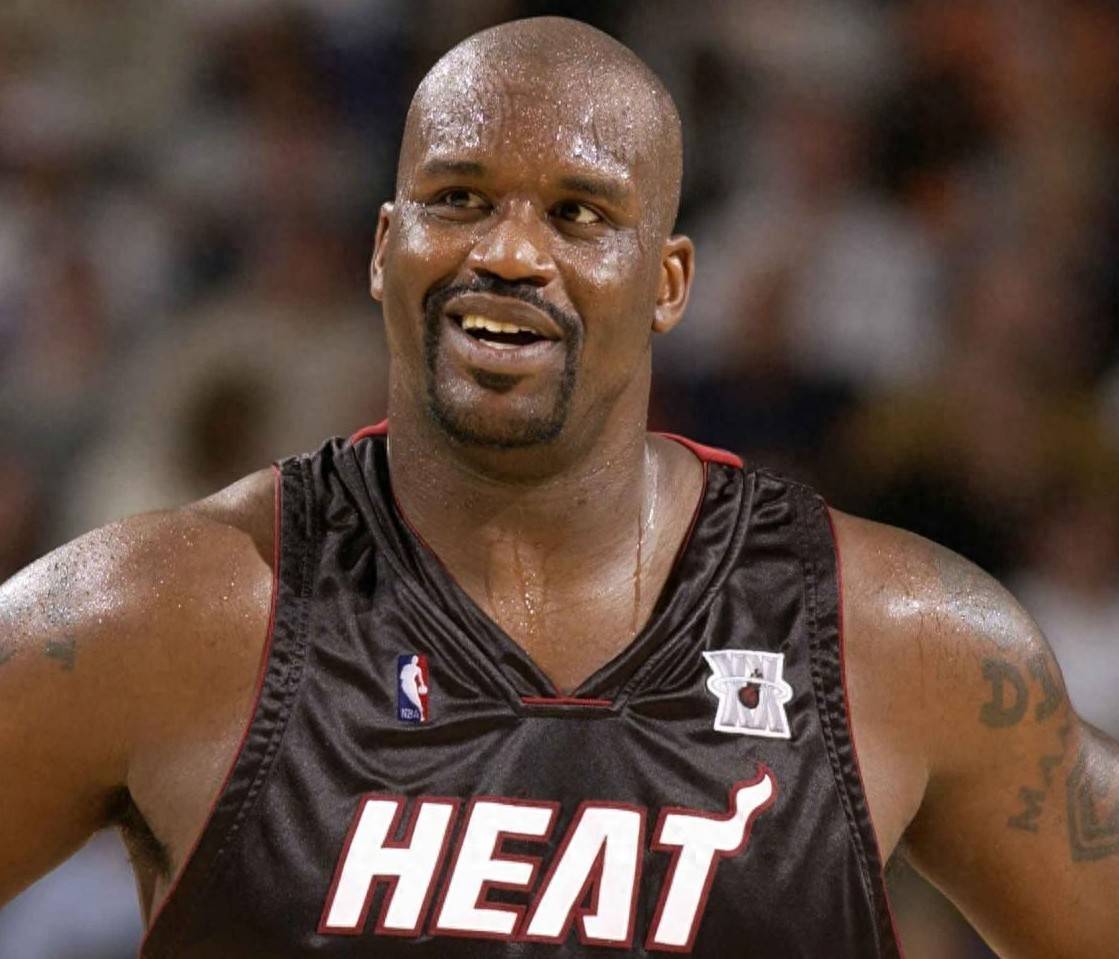 关于篮球解说嘉宾：奥尼尔大神对今夜比赛进行解说的信息