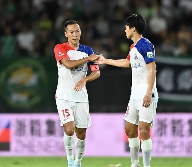 韩国球队在亚冠赛事中表现抢眼 韩国球队在亚冠赛事中表现抢眼