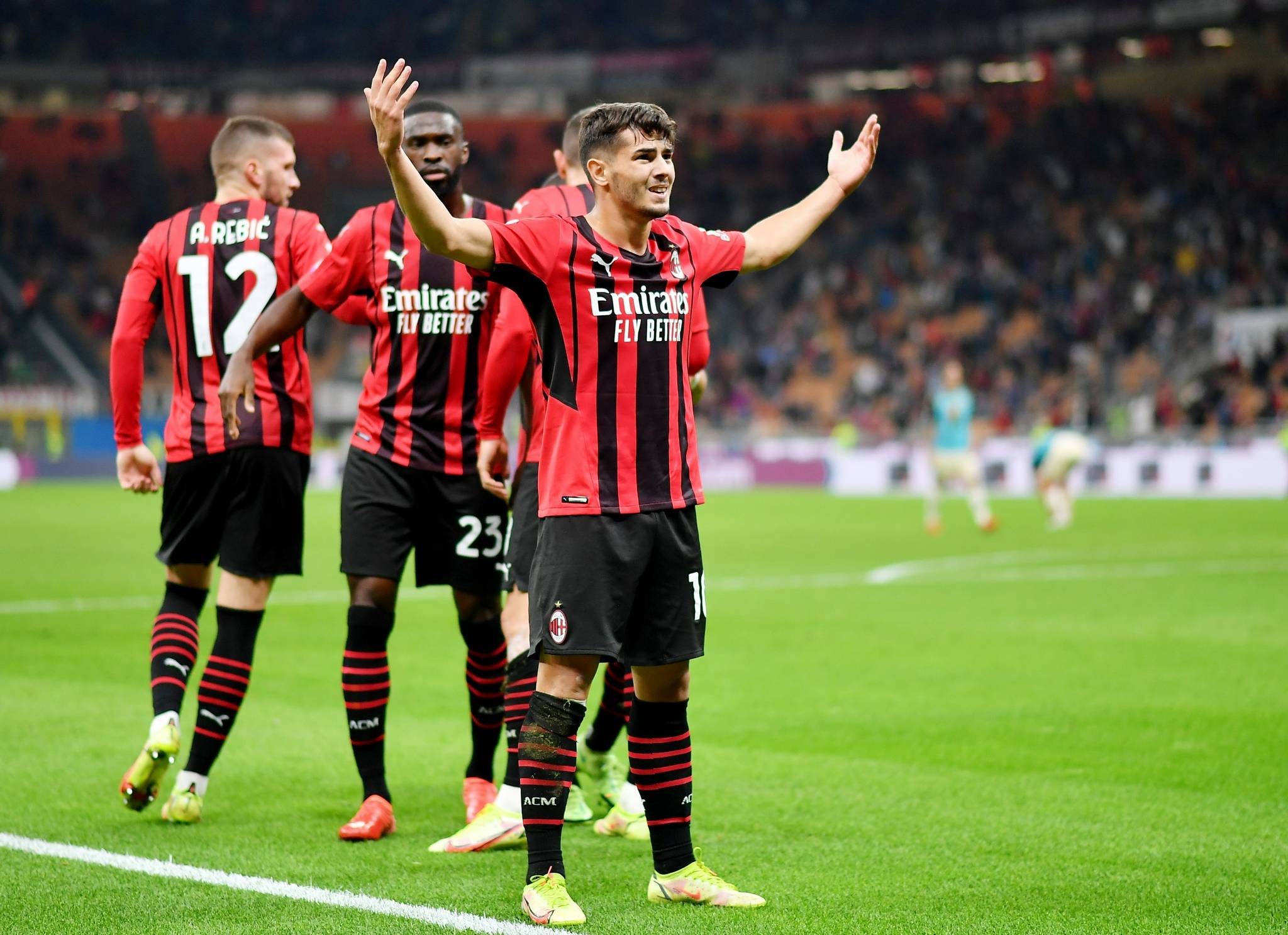 AC米兰遭遇联赛重要力量,主场胜退赛由此展开的简单介绍 AC米兰遭遇联赛重要力量,主场胜退赛由此展开的简单介绍