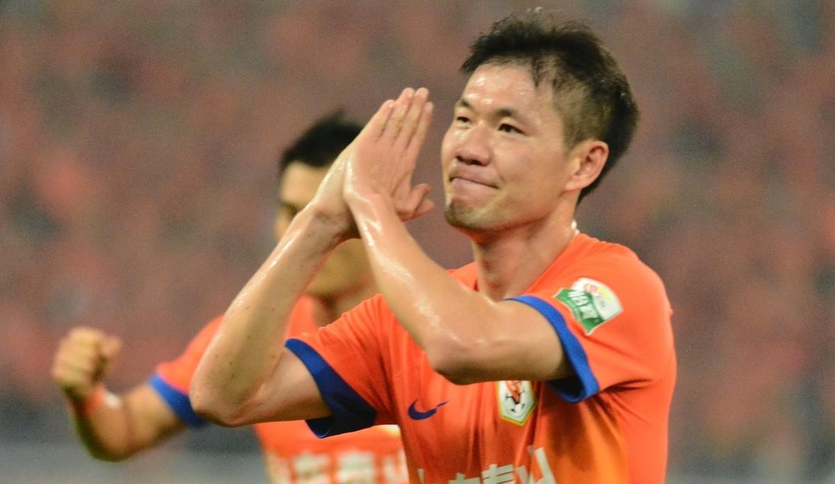 新星闪耀:南极足球联赛新生代崭露头角的简单介绍 新星闪耀:南极足球联赛新生代崭露头角的简单介绍