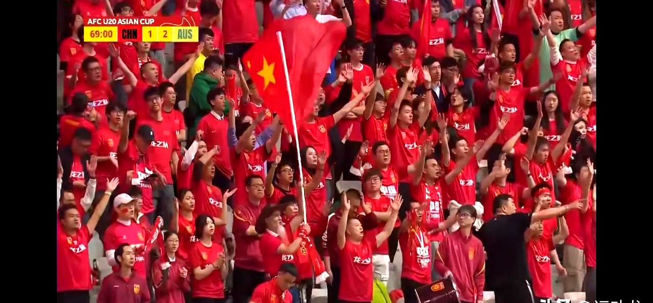 球员热情全开，决心百倍赛场火爆