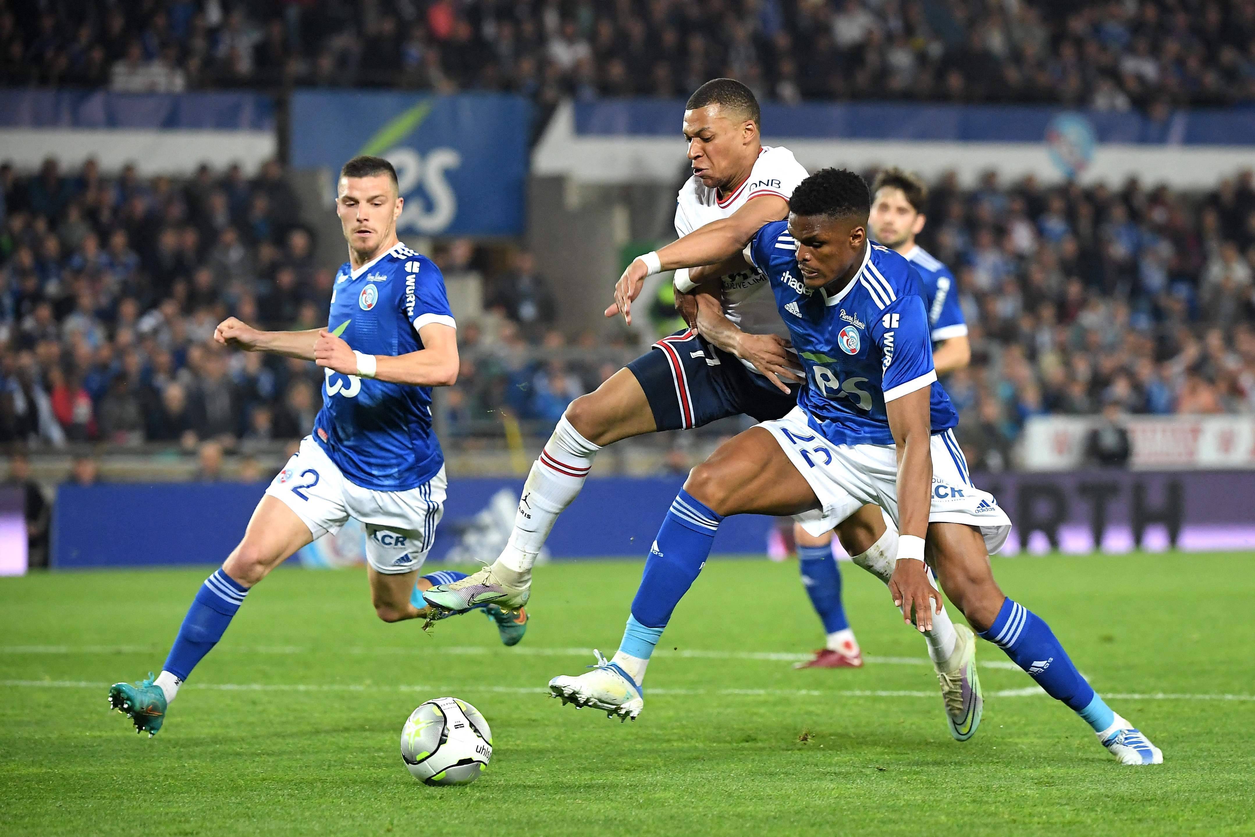 关于切尔西连续两轮未尝胜绩，排名下滑的信息