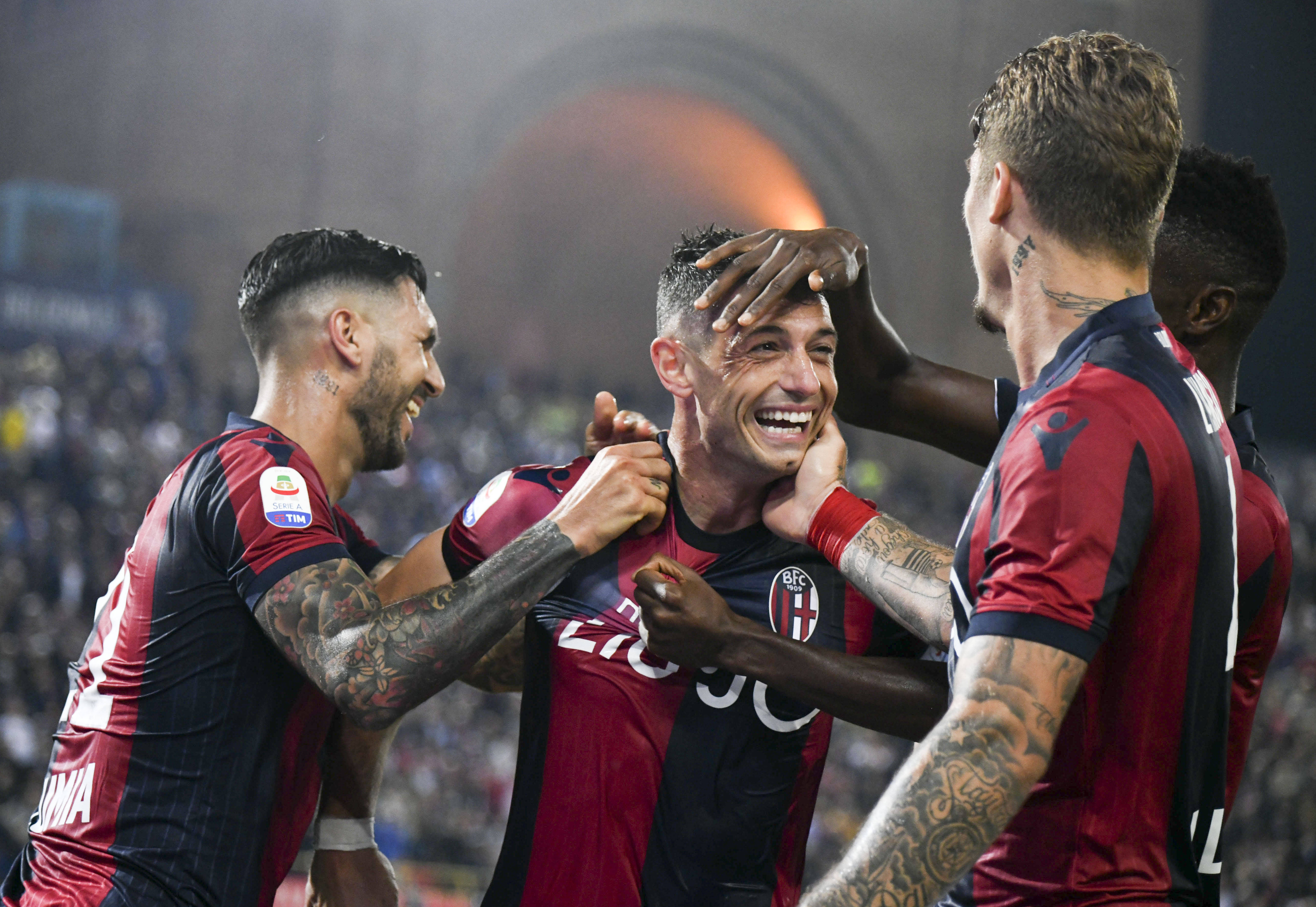 AC米兰主场告捷,成功保卫领先优势的简单介绍 AC米兰主场告捷,成功保卫领先优势的简单介绍