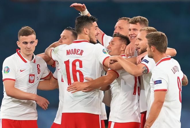 芬兰主场大败，减损晋级信心