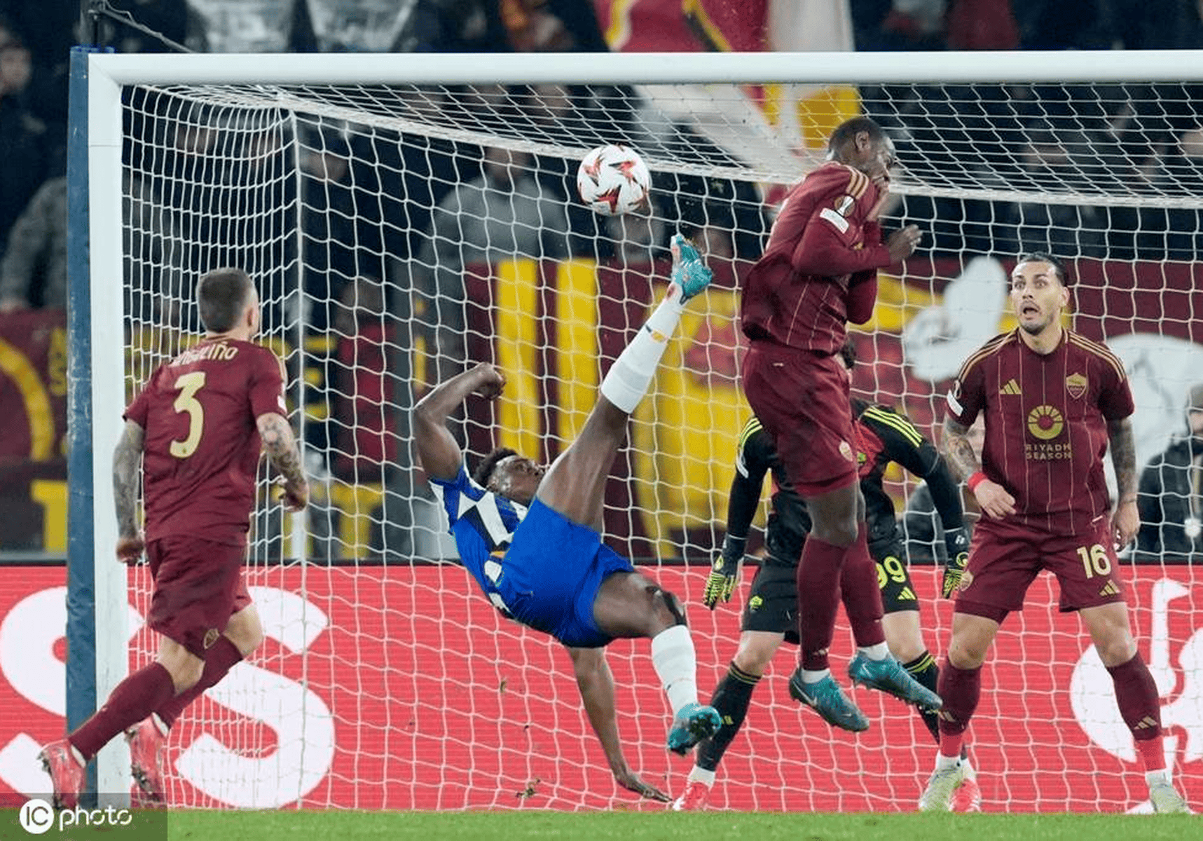 开云体育app-捷尔丁古斯塔夫球门倒钩，霍芬海姆主场力克美因茨