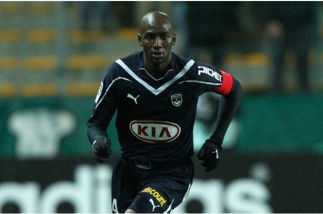 包含雷恩后卫关键封堵,助球队保住胜利的词条 包含雷恩后卫关键封堵,助球队保住胜利的词条