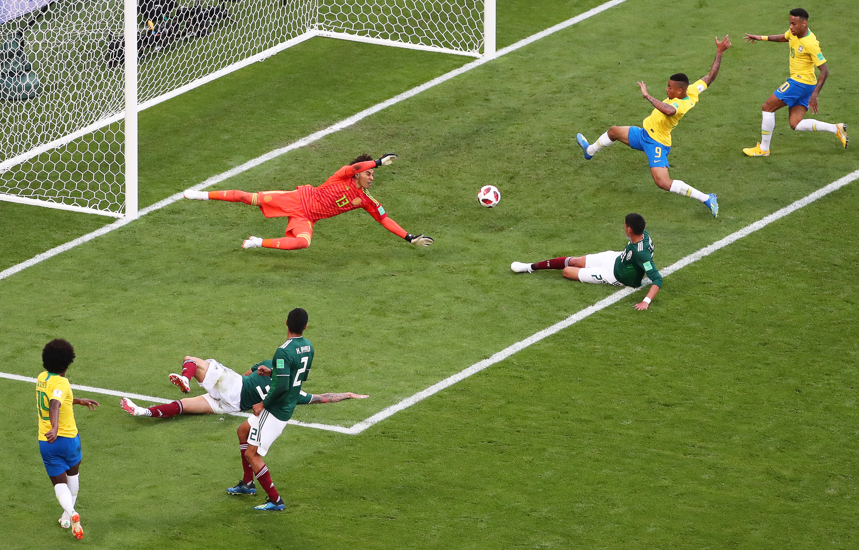 开云体育在线-法国男篮横扫巴西，轻松晋级篮球世界杯八强