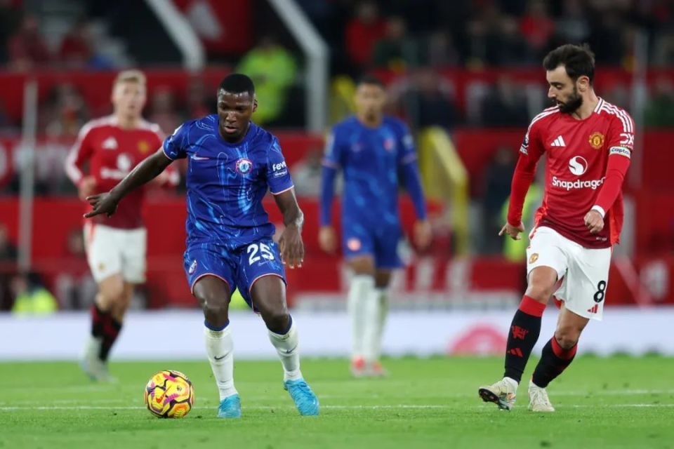 罗马迎战切尔西,两队对决引来球迷热议的简单介绍 罗马迎战切尔西,两队对决引来球迷热议的简单介绍