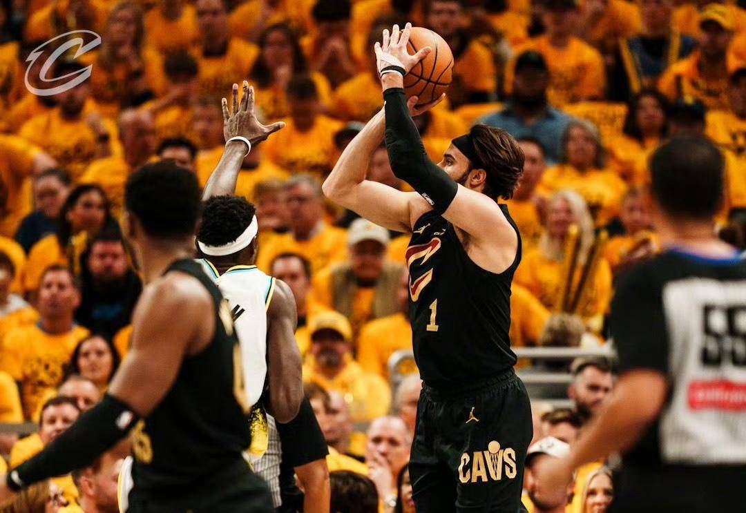 骑士主场击败开拓者,迅速调整状态 骑士主场击败开拓者,迅速调整状态