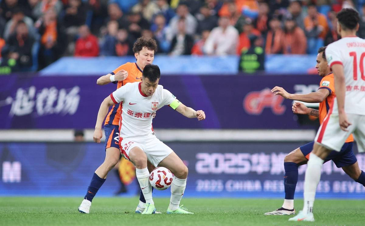 关于长春亚泰再下一城,斩获胜利的信息 关于长春亚泰再下一城,斩获胜利的信息