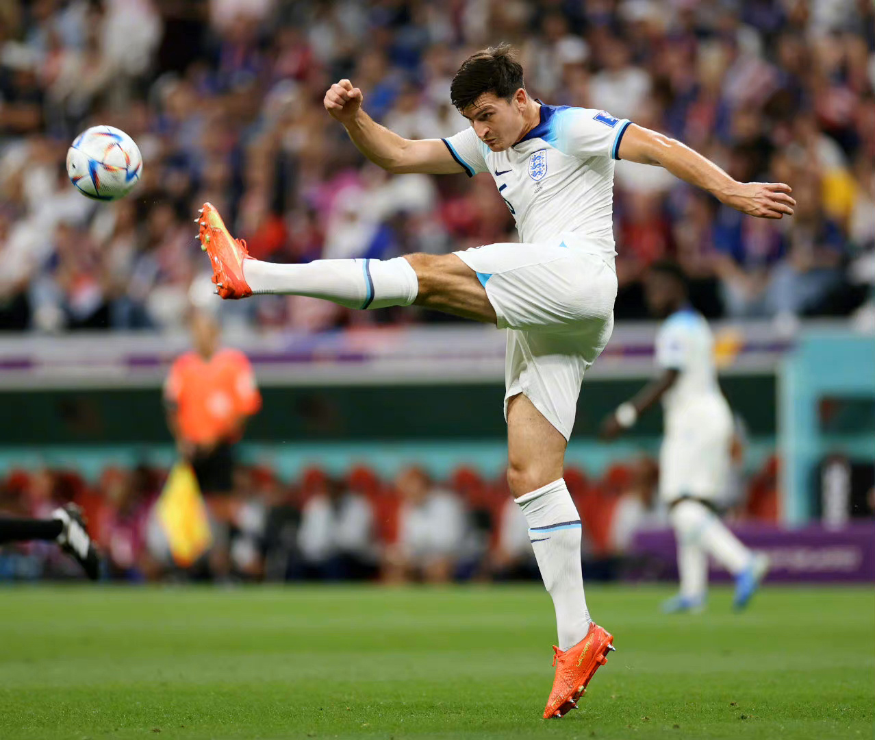 开云体育入口-竞技状态飙升！球员在比赛中展现出色表现