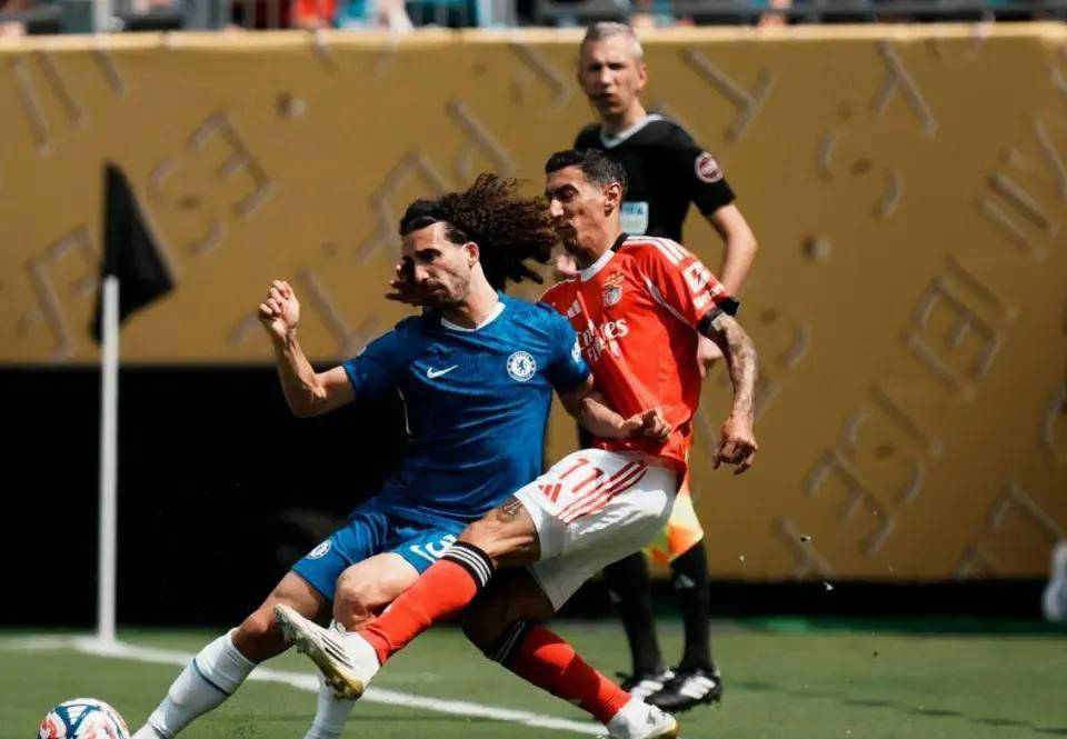 切尔西艰难晋级,阿贾克斯无缘半决赛 切尔西艰难晋级,阿贾克斯无缘半决赛