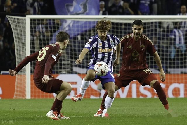 关于罗马队士气高涨,赢得激烈战役的信息 关于罗马队士气高涨,赢得激烈战役的信息