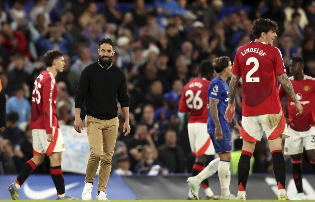 曼联主场再遭失利,跌落英超前四 曼联主场再遭失利,跌落英超前四