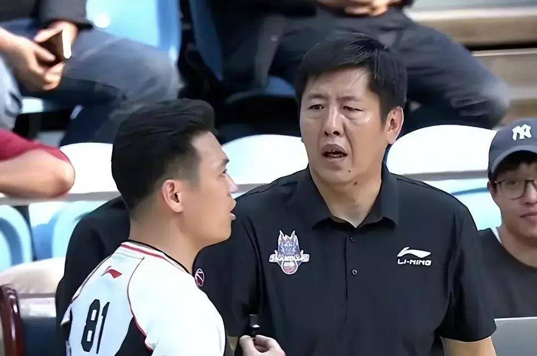 宁波男篮遭遇失利,面临压力 宁波男篮遭遇失利,面临压力