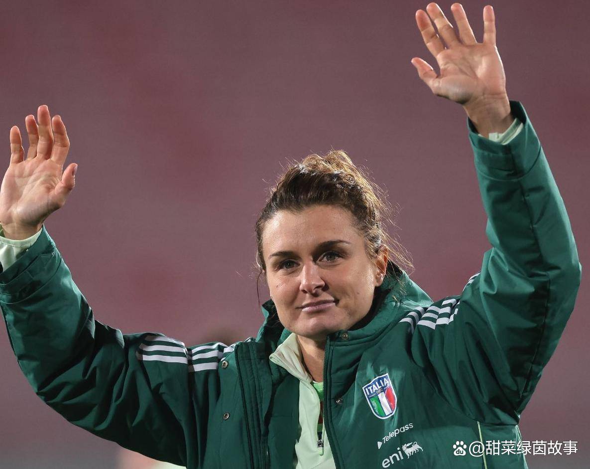 开云体育登录-西班牙女足备战国家杯，教练组着重防守