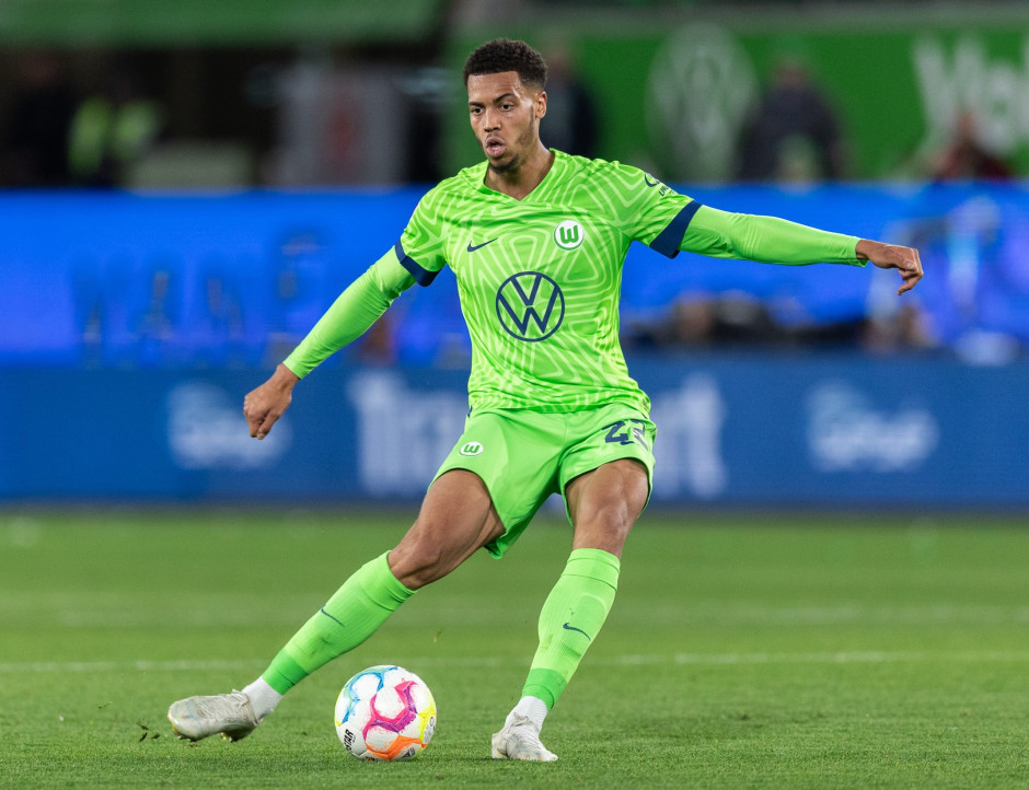 开云体育入口-沃尔夫斯堡不敌对手，遭遇连败困境