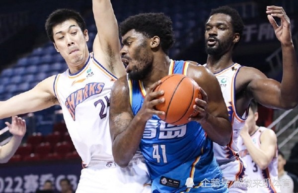 开云体育官网-人遭逢四连败，季后赛席位悬念重重的简单介绍