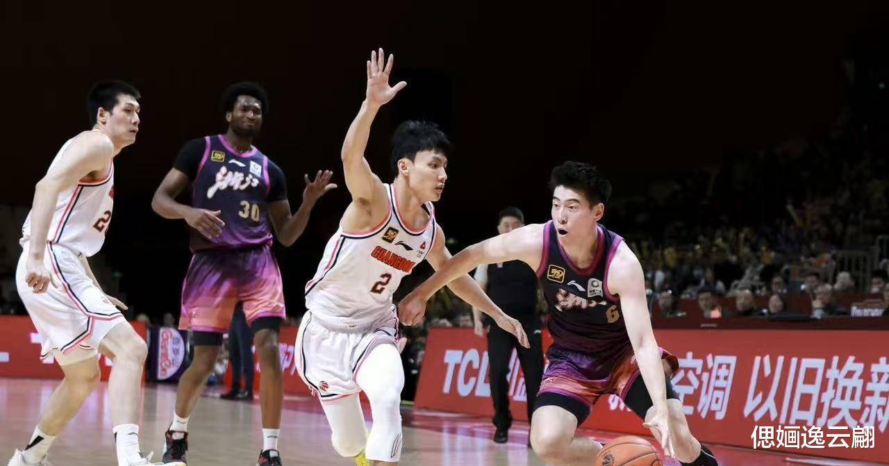 浙江男篮遭遇福建逆转,排名持续下滑 浙江男篮遭遇福建逆转,排名持续下滑