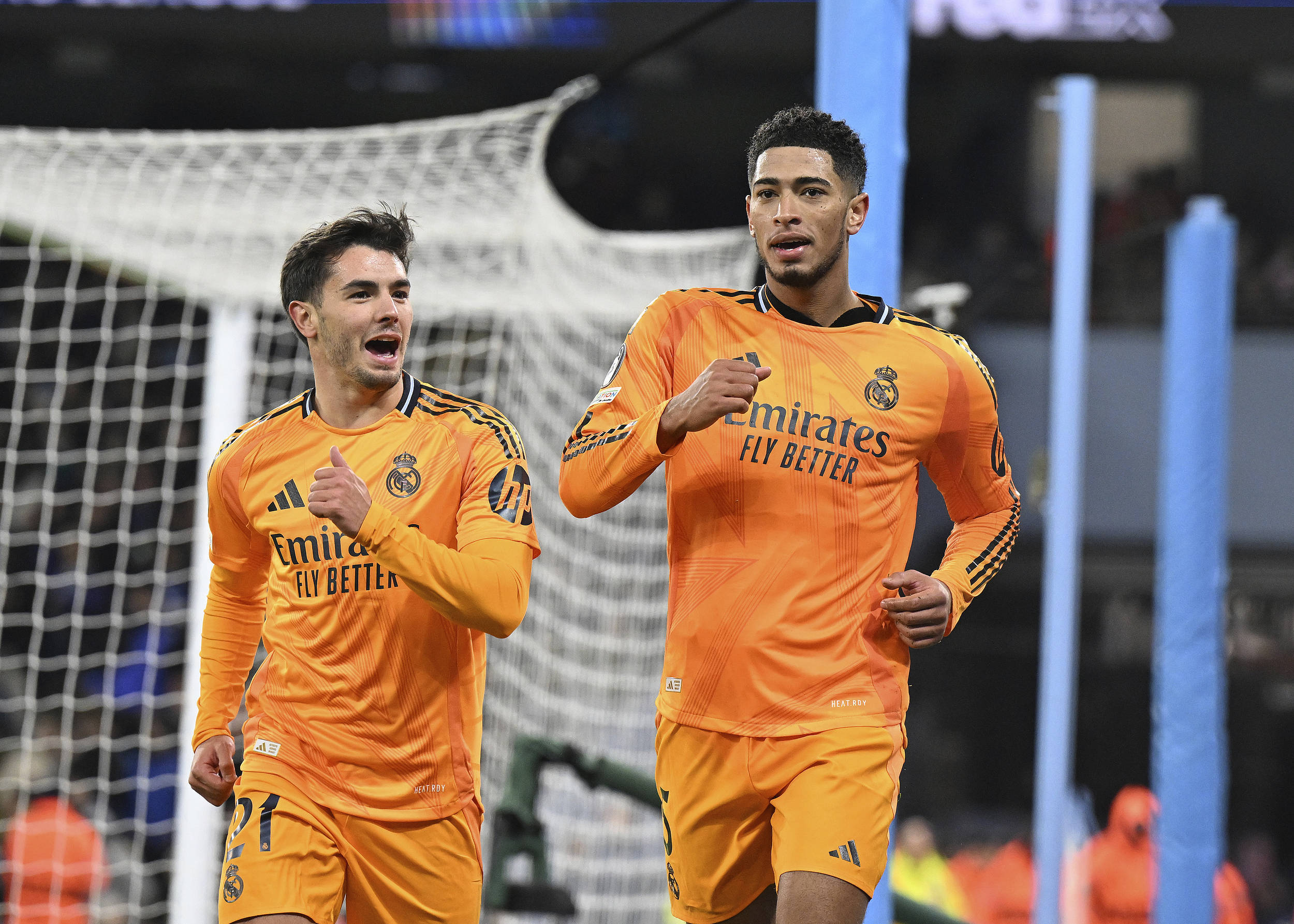 曼城大胜多特蒙德,轻松晋级欧冠八强 曼城大胜多特蒙德,轻松晋级欧冠八强