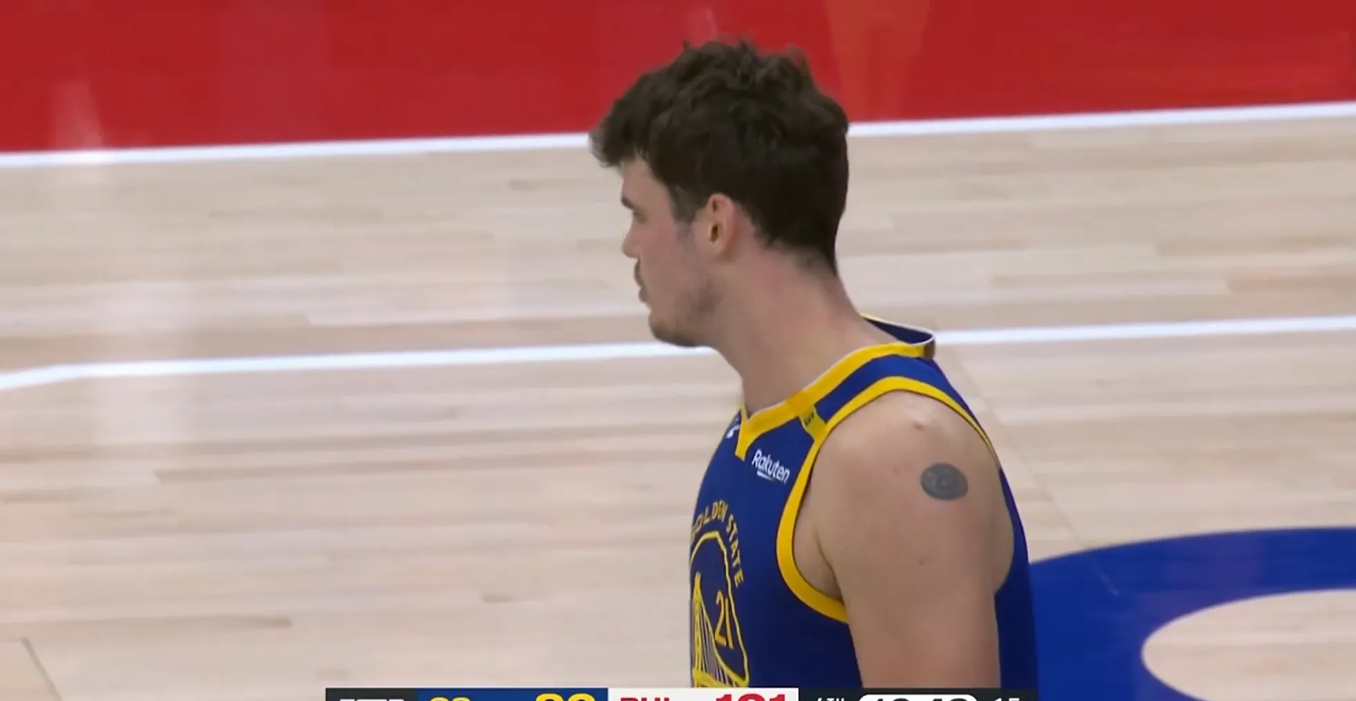 包含球队客场比赛中锋线爆发,取得胜利的词条 包含球队客场比赛中锋线爆发,取得胜利的词条