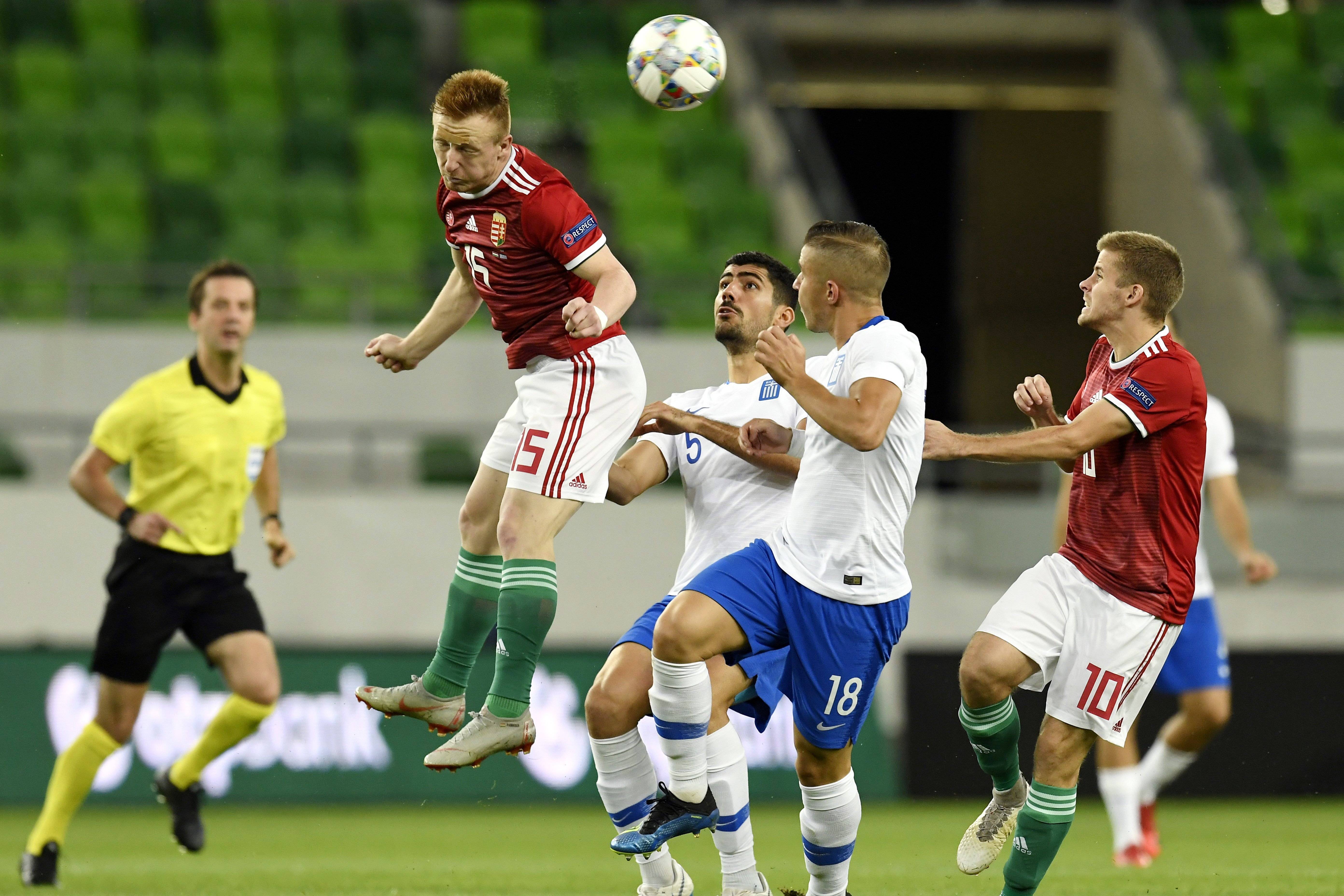 波兰队在欧国联比赛中表现低迷