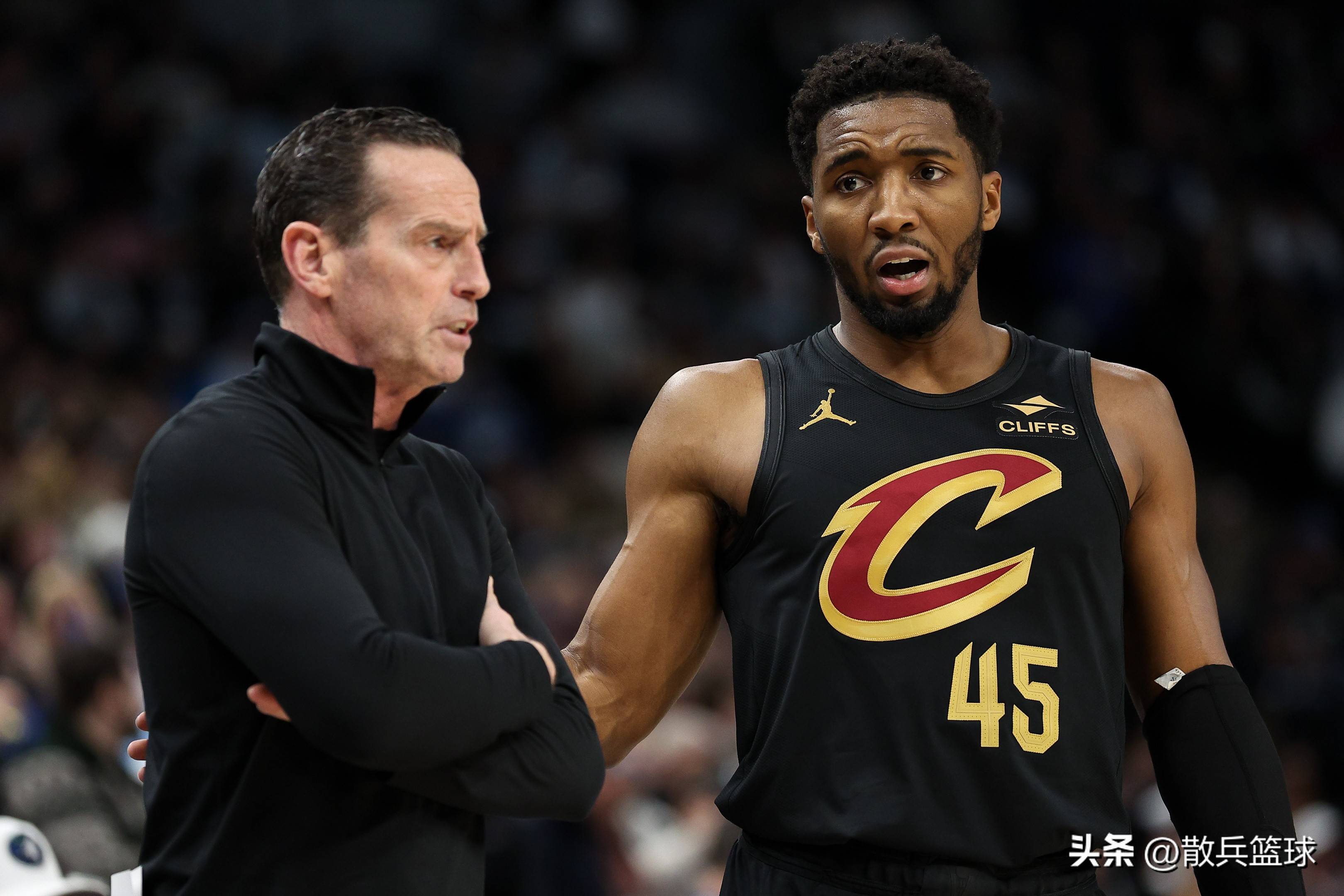 开云体育app-绿军连胜，厄文领军稳坐东部第一