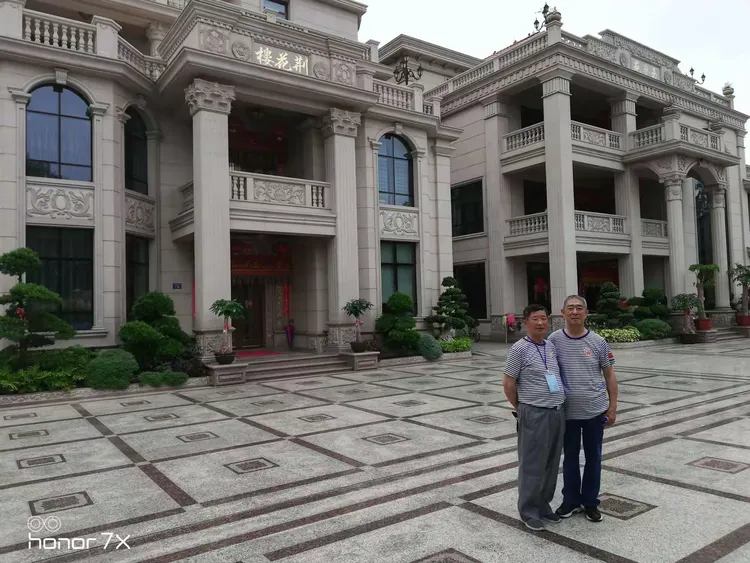 韦罗纳逼平,争夺保级大业任重道远 韦罗纳逼平,争夺保级大业任重道远