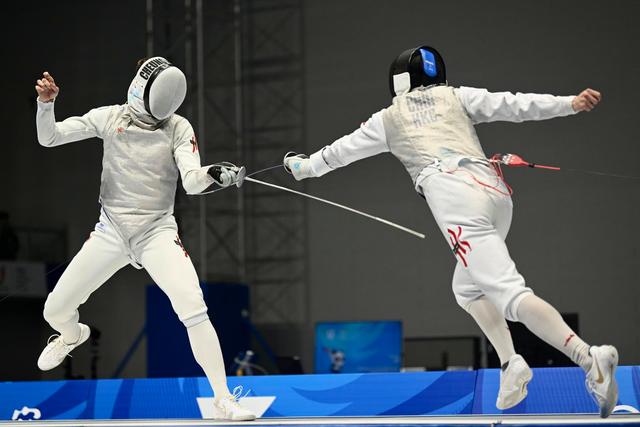 白俄罗斯击剑选手毫不留情,夺冠 白俄罗斯击剑选手毫不留情,夺冠