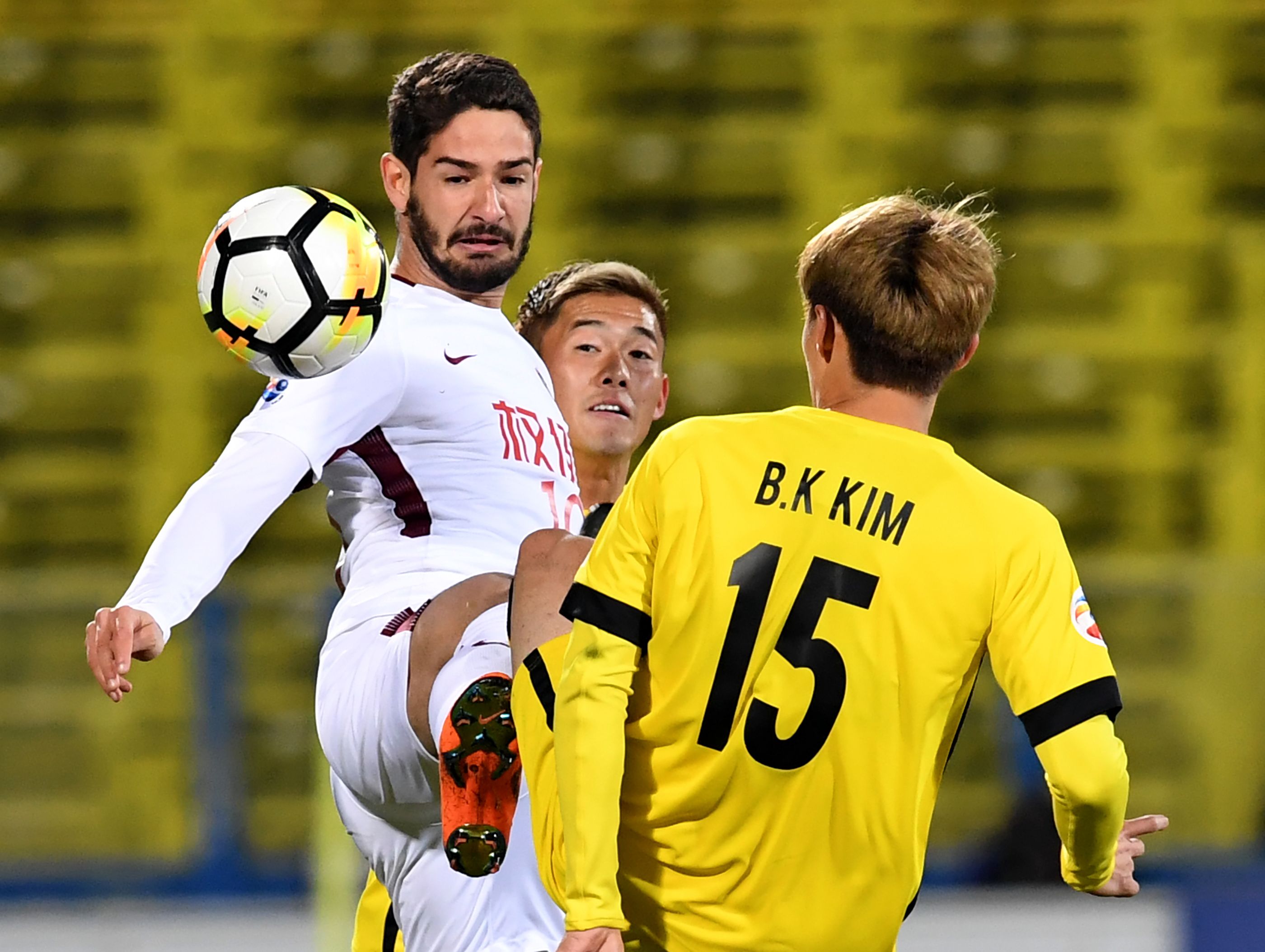 柏太阳神战平对手,保持不败战绩 柏太阳神战平对手,保持不败战绩