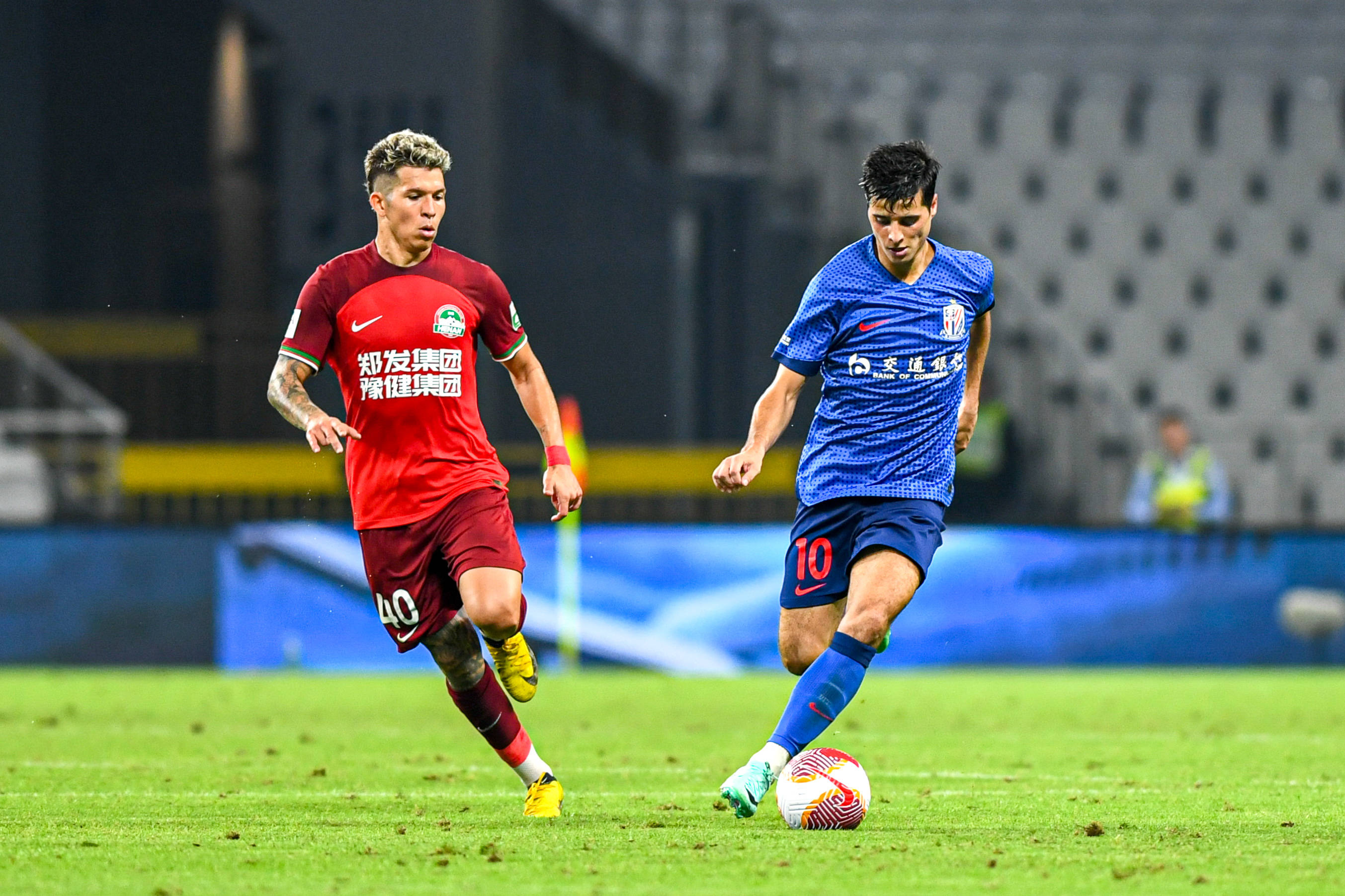 球队积极备战，士气高涨为冠军而战的简单介绍