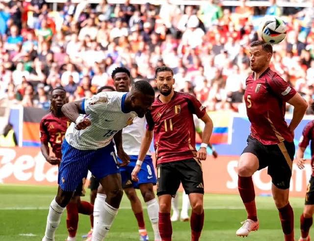 欧洲足球俱乐部连场比赛挑战实力