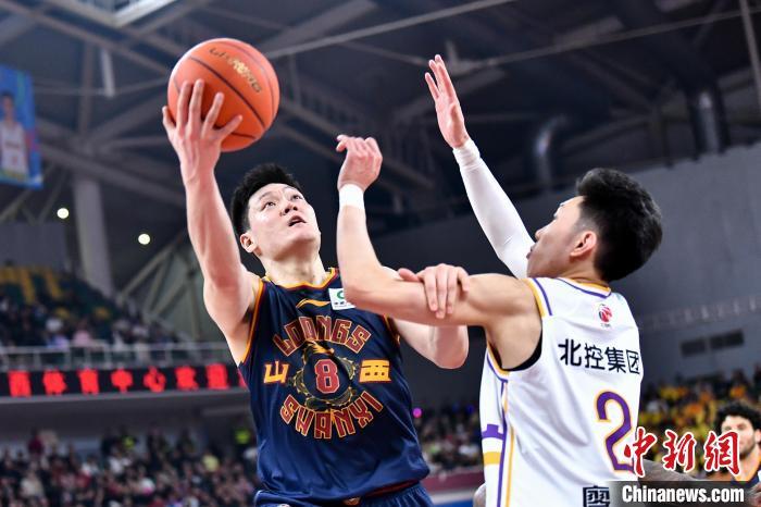 包含强强对话中球员奋力拼搏,为荣誉而战的词条 包含强强对话中球员奋力拼搏,为荣誉而战的词条