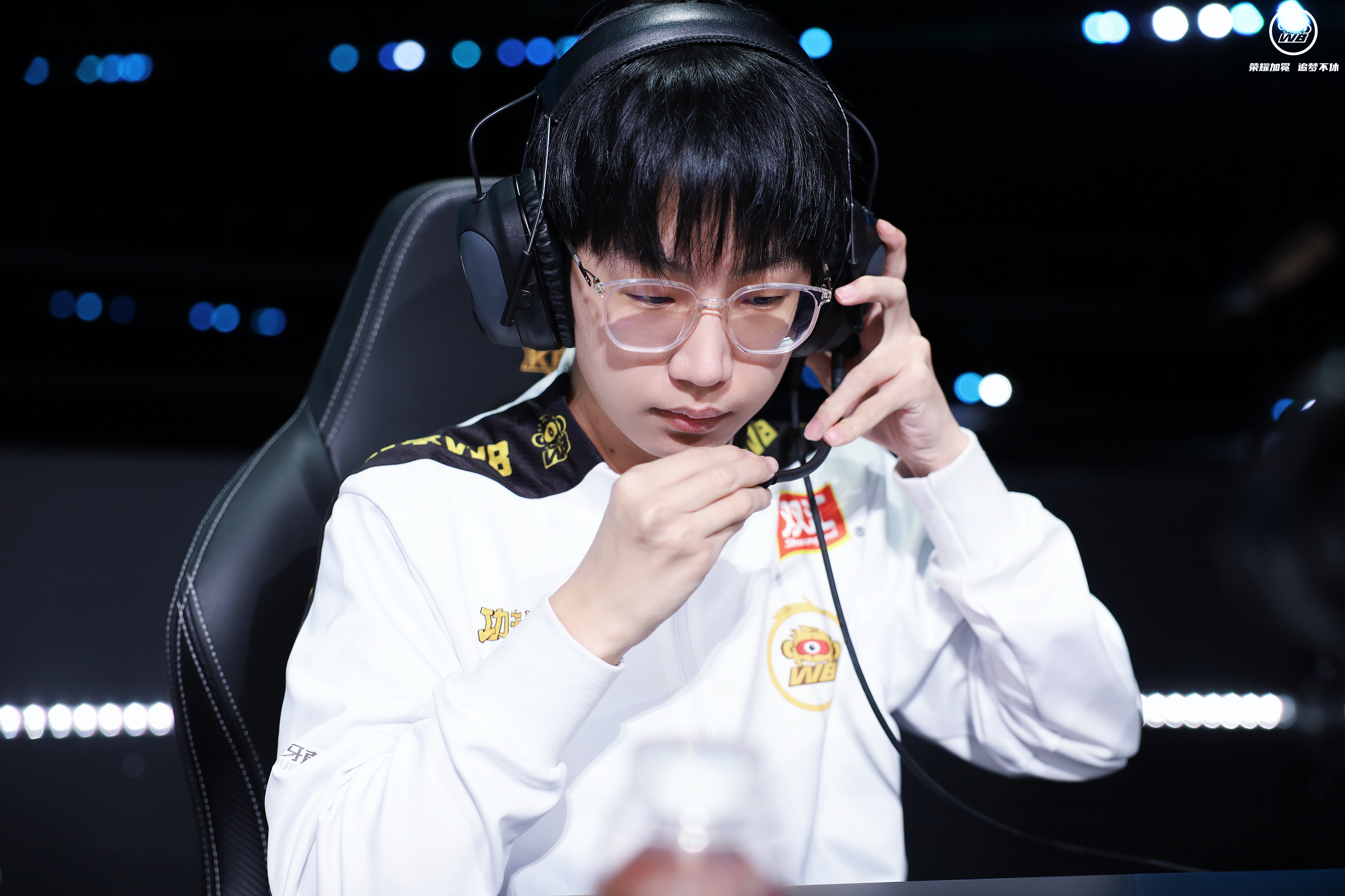 关于C9血洗WBG,Scout关键团战开团秒人激烈交锋成都决赛之夜,成为赛场最大亮点的信息 关于C9血洗WBG,Scout关键团战开团秒人激烈交锋成都决赛之夜,成为赛场最大亮点的信息