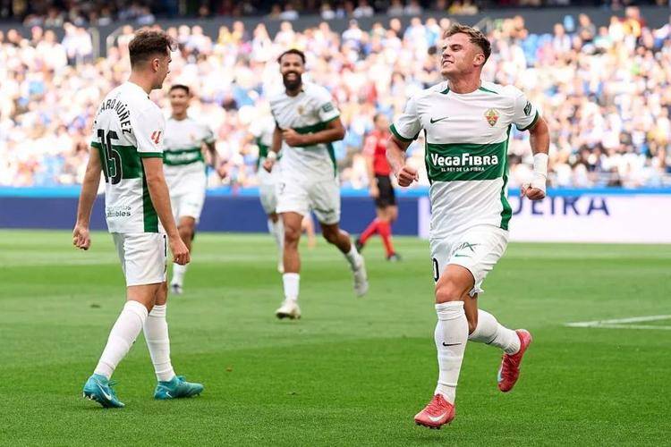 莱万特客场险胜,逐渐远离保级区 莱万特客场险胜,逐渐远离保级区