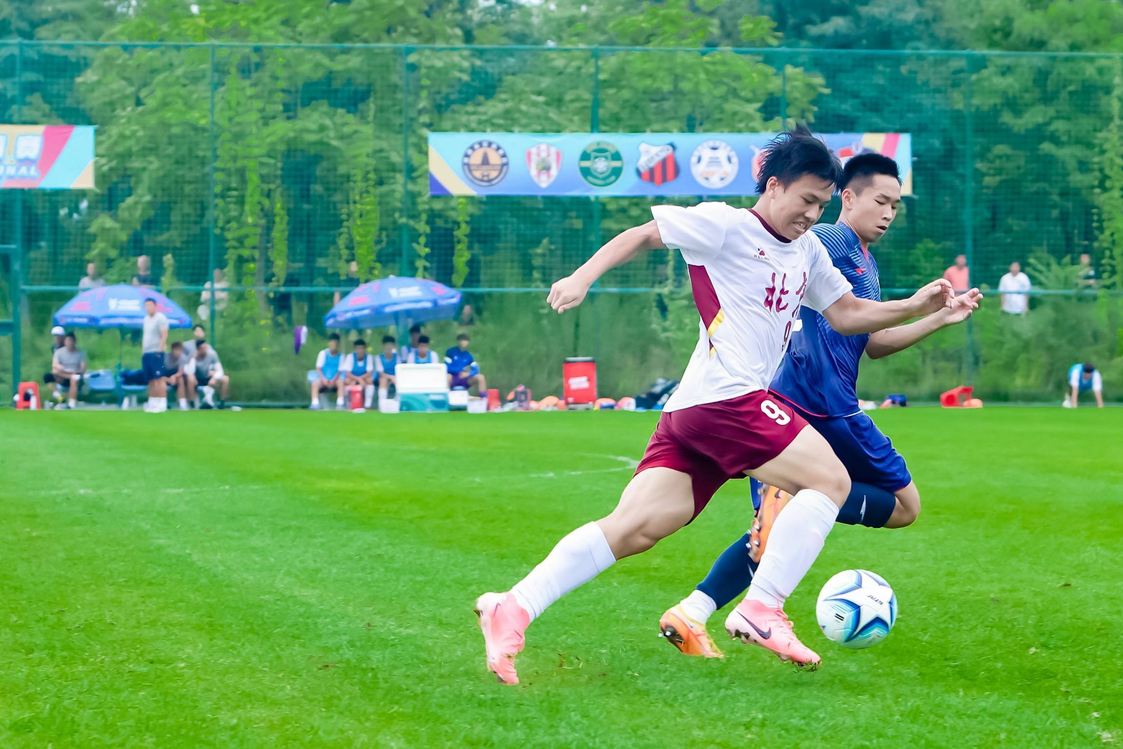 包含赛场风云!国际足球赛事激动人心的词条 包含赛场风云!国际足球赛事激动人心的词条