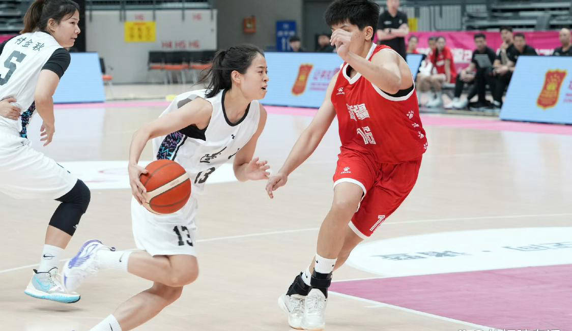 辽宁女篮力克河北队,实力展现无疑 辽宁女篮力克河北队,实力展现无疑
