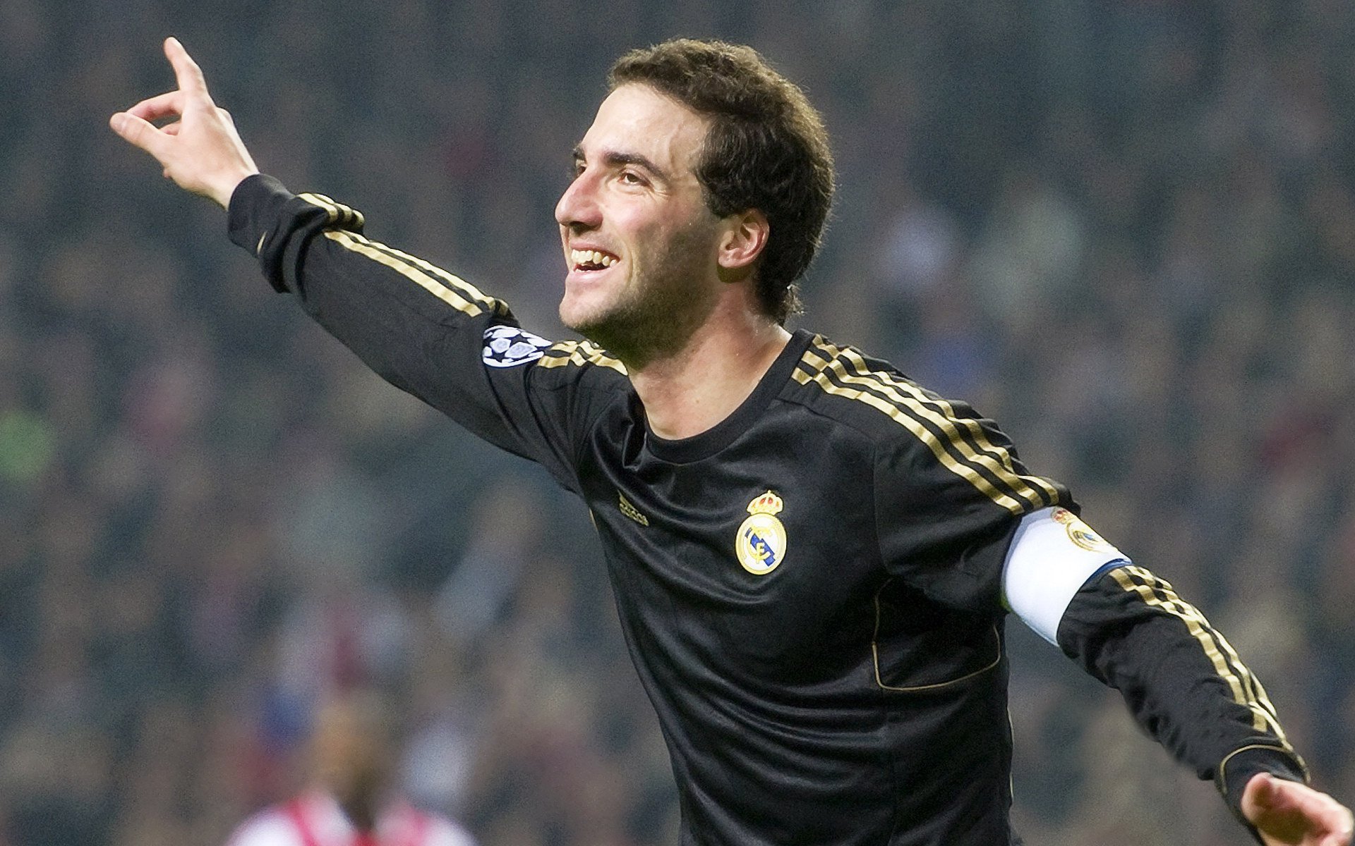 黄喜灿稳如磐石输出不息，德国战车火力全开碾压突尼斯