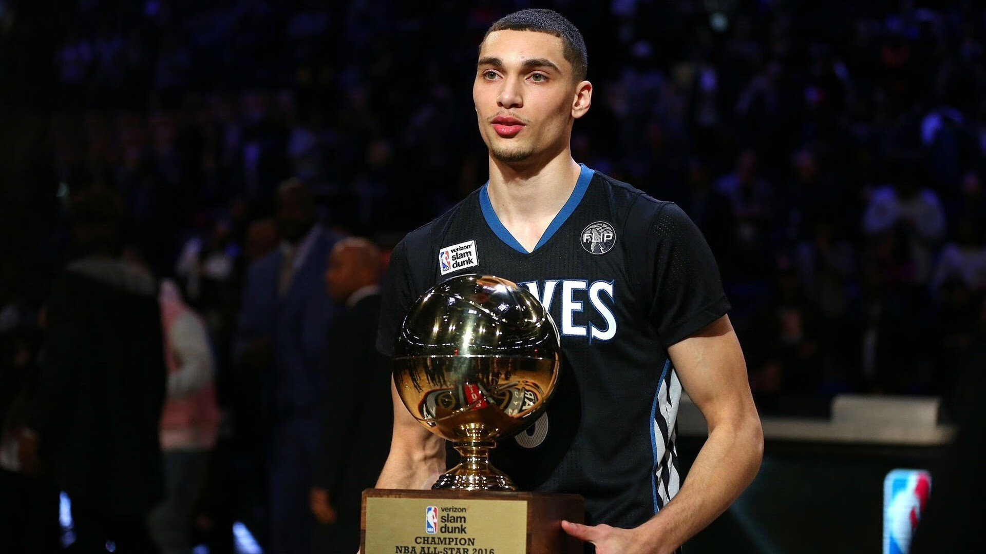 开云APP-NBA最失败交易背后，勇士带走森林狼的选秀权，却释放了世界杯的终极杀神