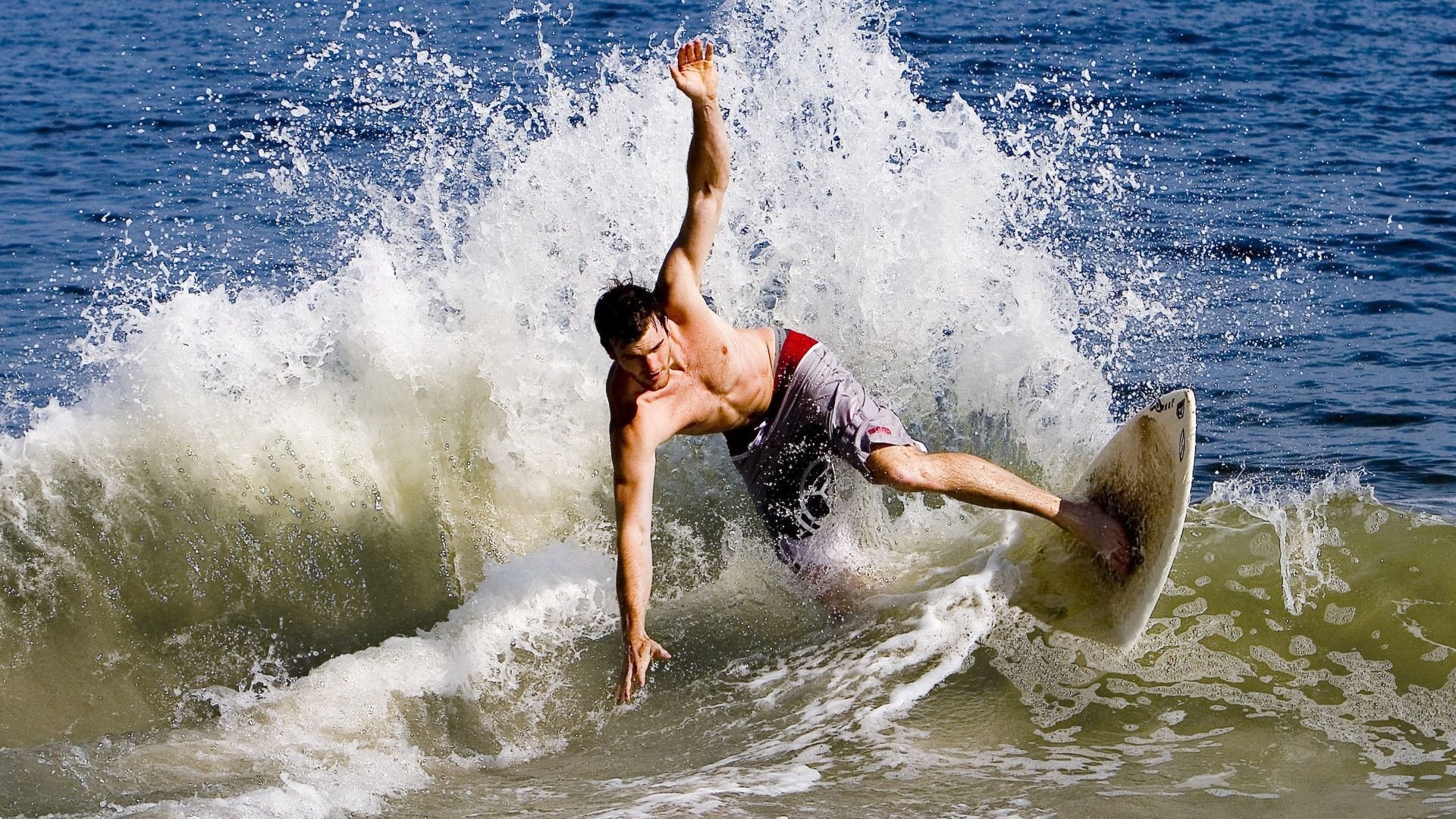 绿茵画师李刚仁，皇家社会对阵拜仁，一笔勾勒决定乾坤