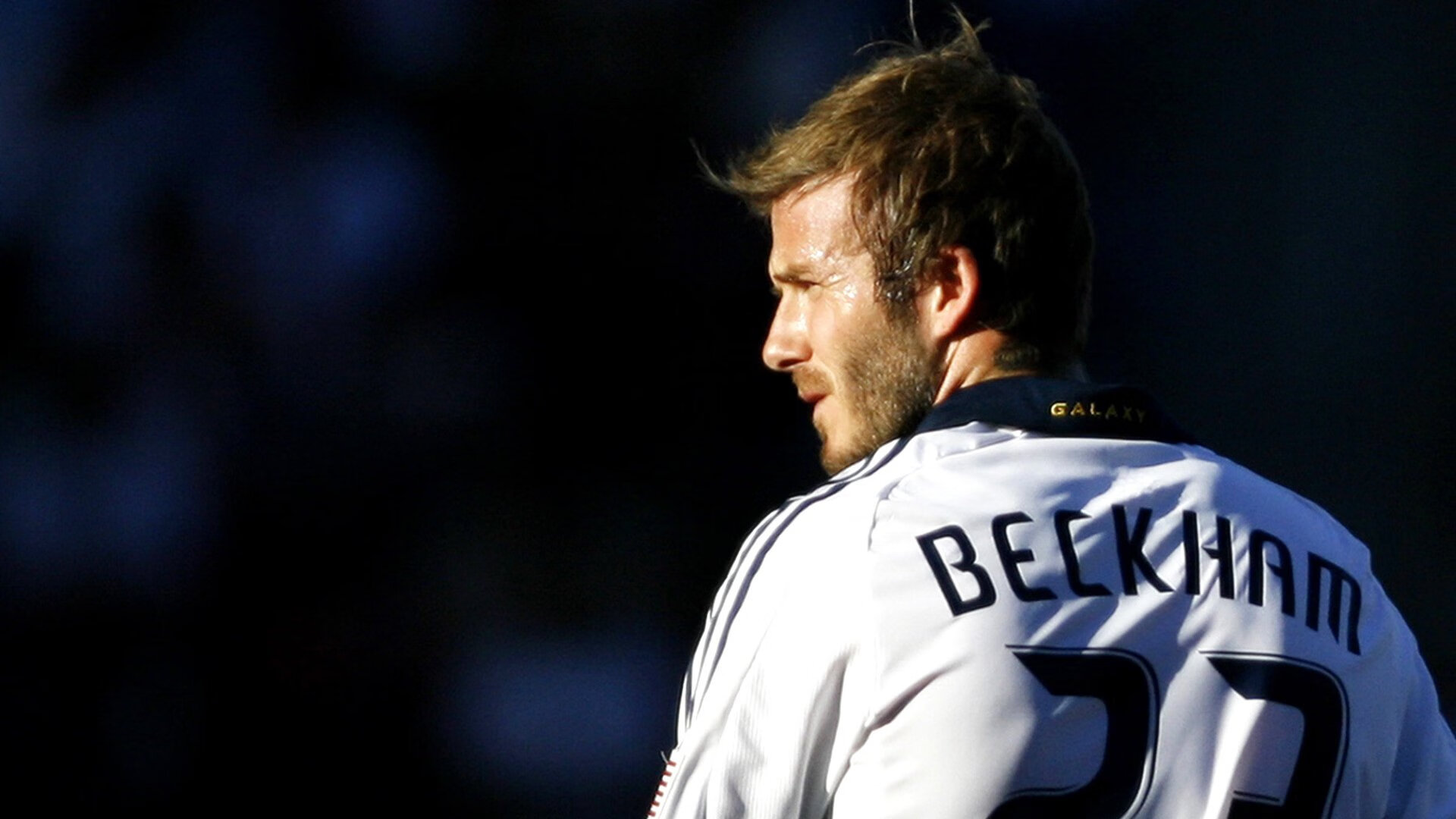 齿轮咬碎红色梦，当哈兰德扛起挪威，曼联帝国走向黄昏